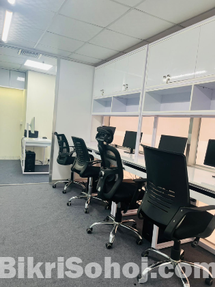 Service Furnished Office Space For Rent